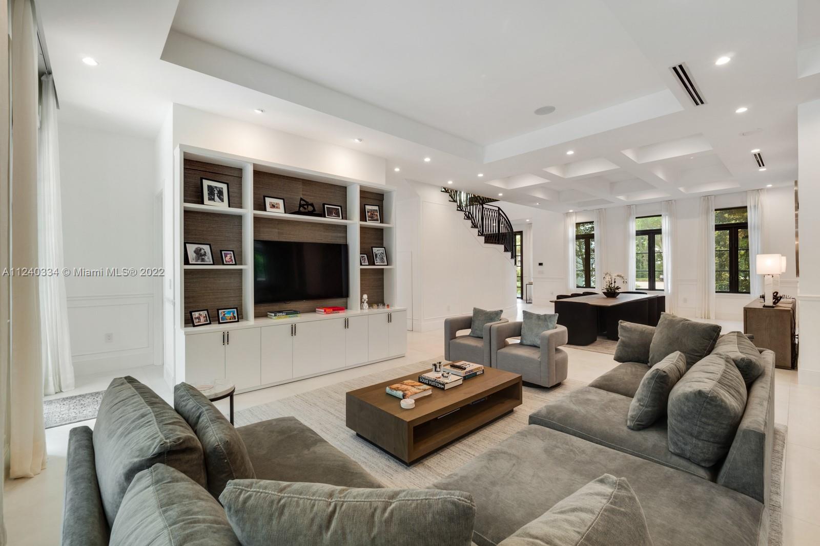 SNAPPER CREEK LAKES SUB - Residential