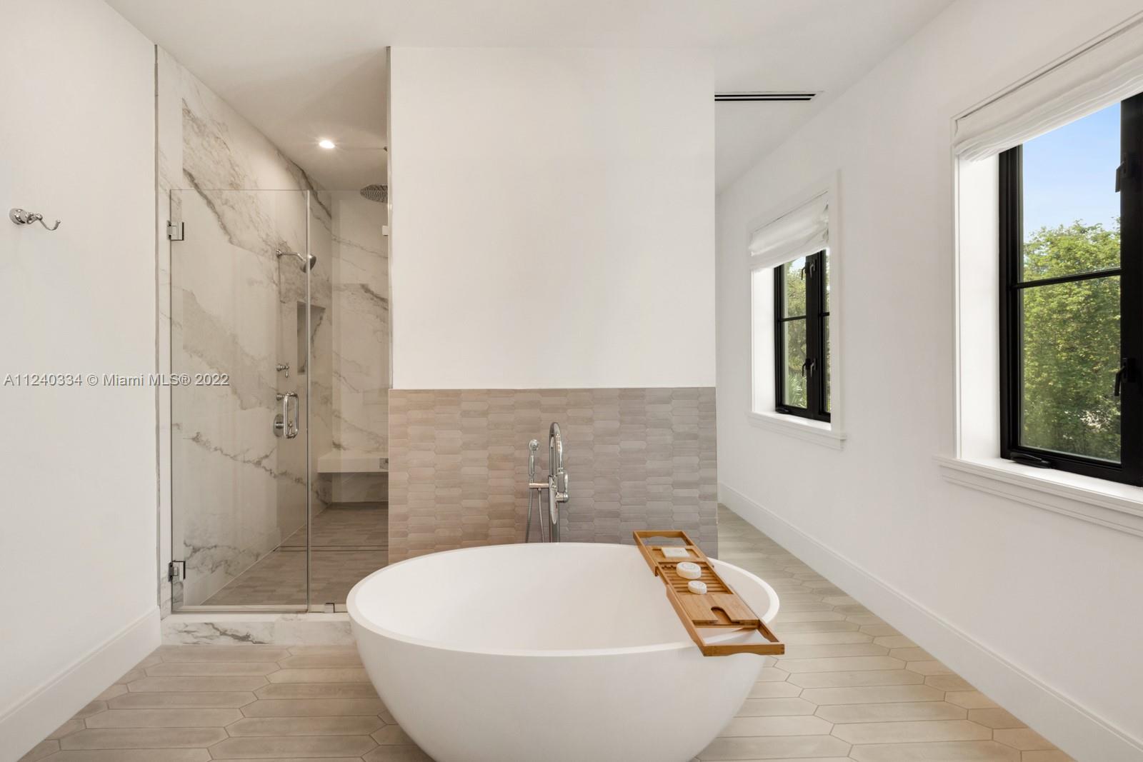 SNAPPER CREEK LAKES SUB - Residential