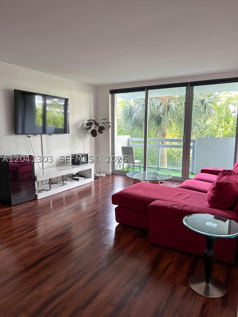 1500 Bay Rd 264S