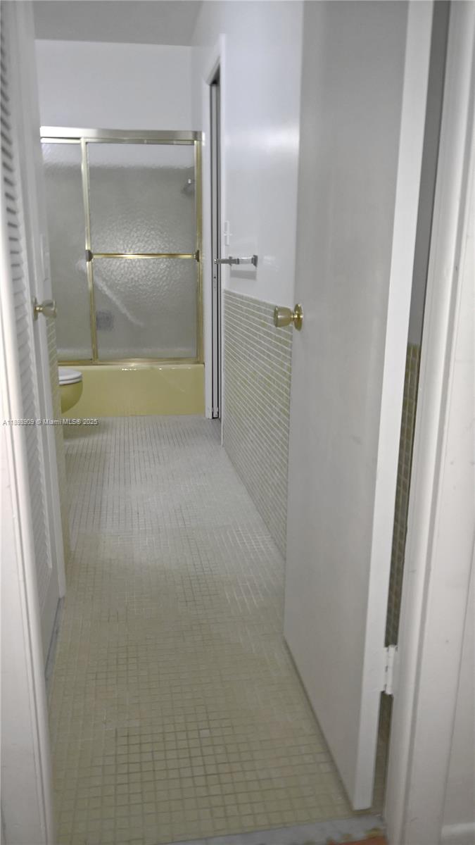 SIR WILLIAM APTS CO-OP - Residential Lease
