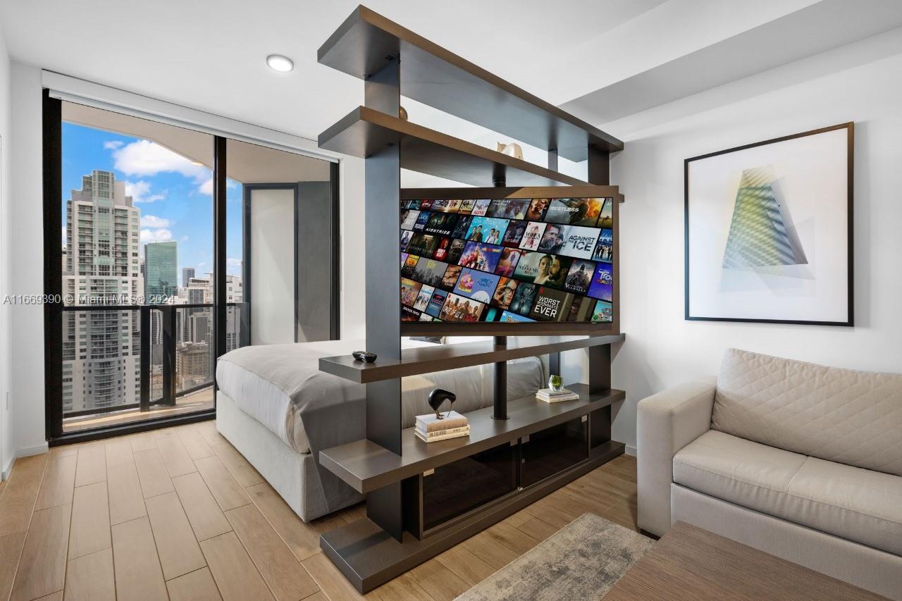 The Elser Hotel & Residenc - Residential Lease