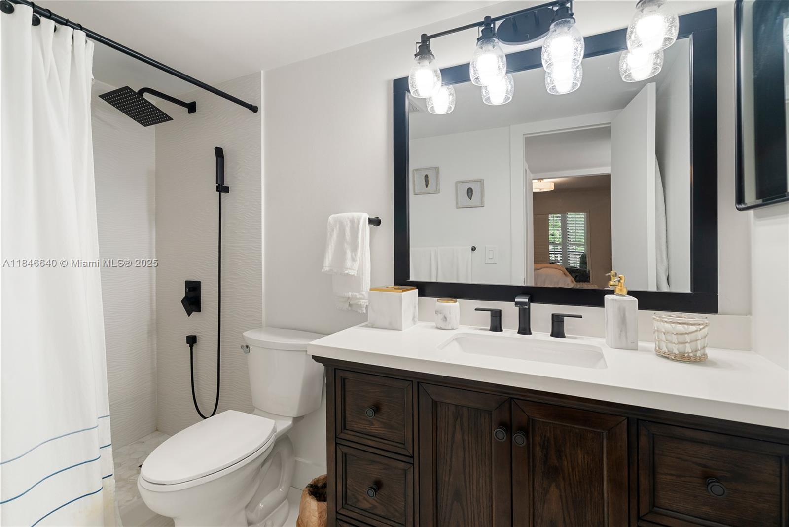 LANDINGS OF LARGO - Residential