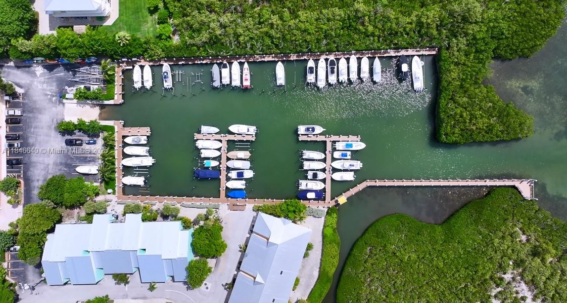 LANDINGS OF LARGO - Residential