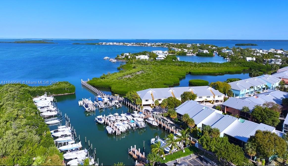 LANDINGS OF LARGO - Residential