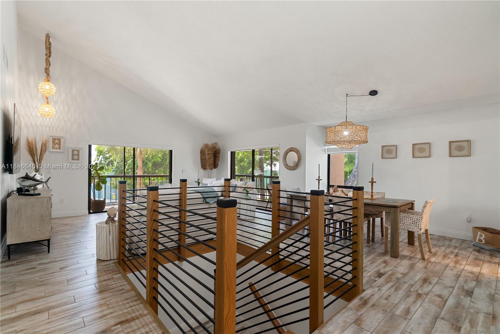 LANDINGS OF LARGO - Residential