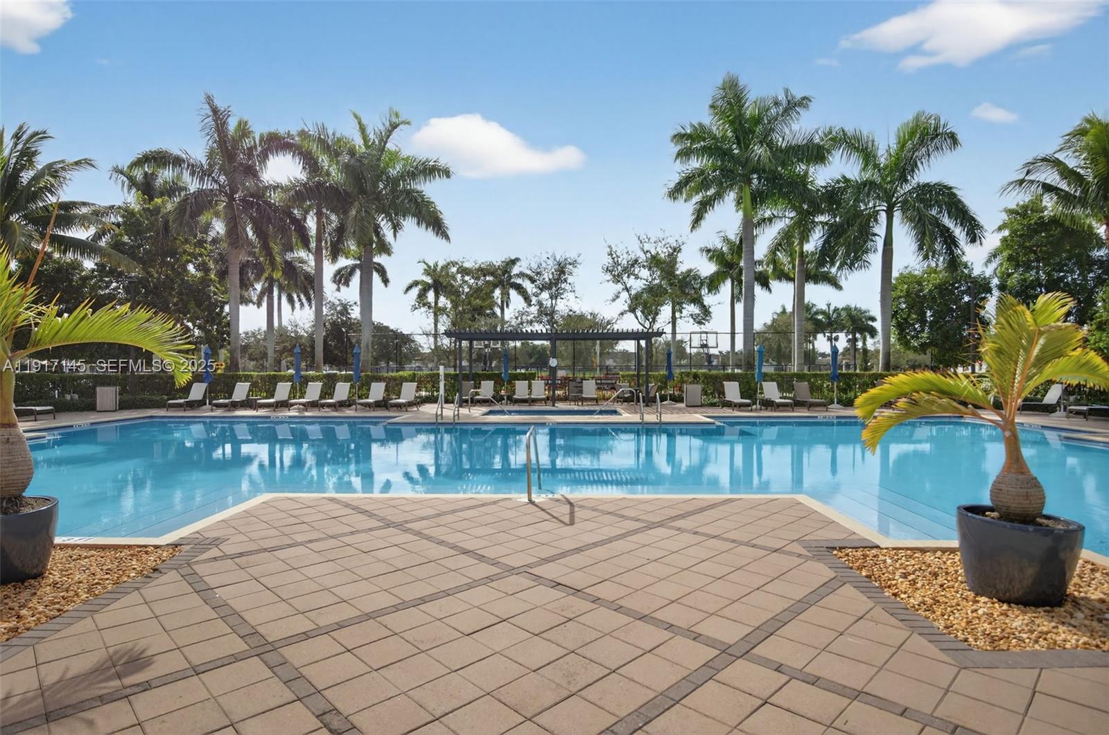 COCO PALM ESTATES - Residential