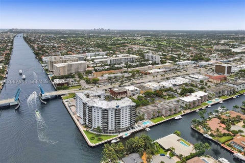 Photo of 3111 NE 51st St #305C, Fort Lauderdale, FL 33308 (MLS # A12087844)