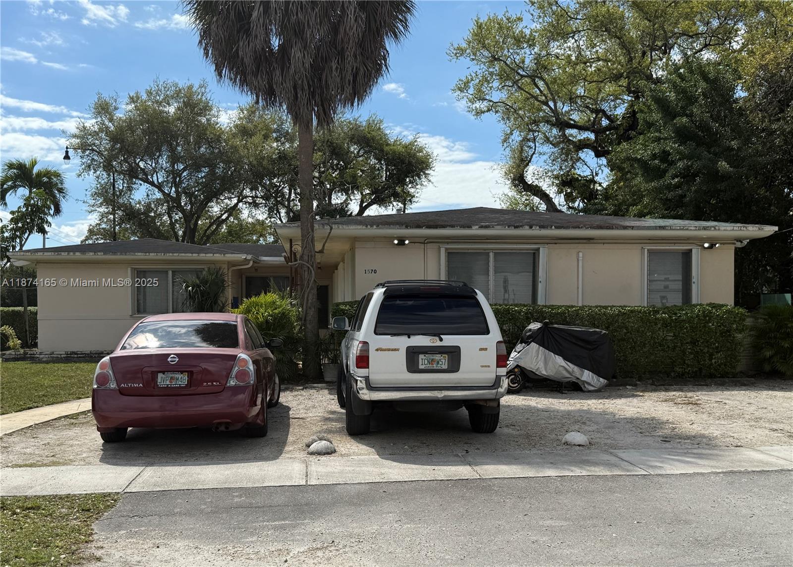 MEYERSON MANOR - Residential Income