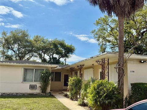 1570 NE 130th St North Miami FL 33161