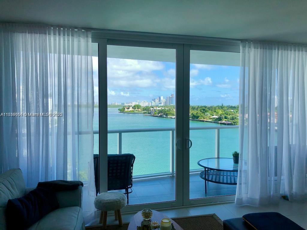 BAY HARBOUR ISLAND - Residential Lease