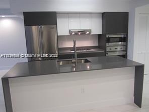 BAY HARBOUR ISLAND - Residential Lease