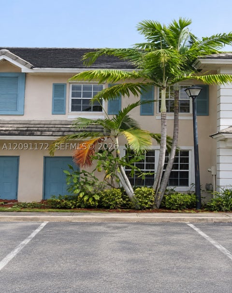 Photo of 739 NW 42nd Ave, Plantation, FL 33317 (MLS # A12091172)