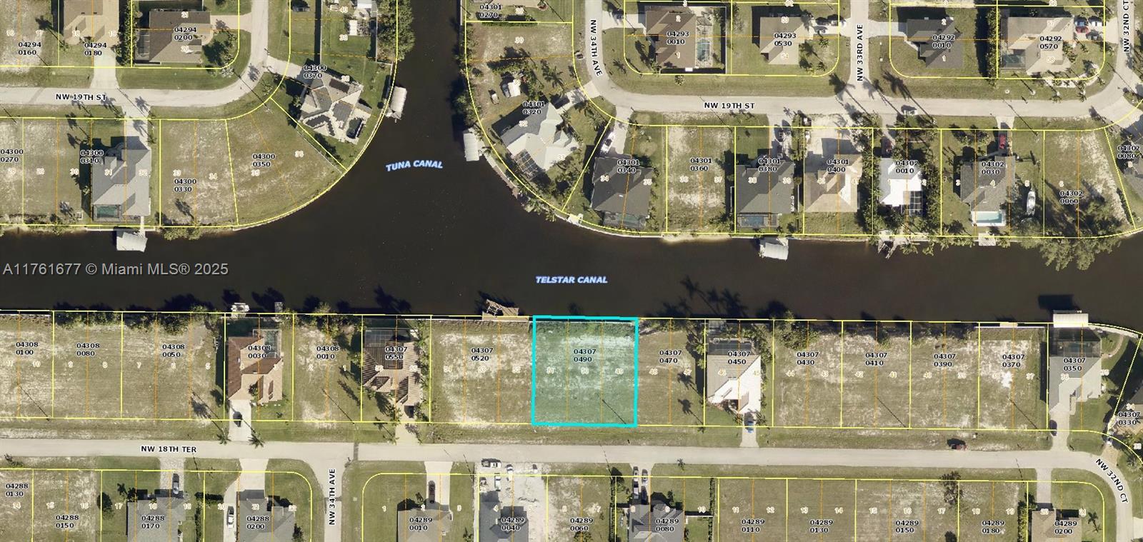 Gulf access triple lot that boasts stunning intersecting canal views! A seawall is already in place, saving the next owner tons of money and time! No waiting to build your dream. Nestled in a highly desirable and upcoming neighborhood, this generous property offers the ultimate waterfront lifestyle, offering unparalleled space and privacy around your future home. The unique setting provides scenic water views from all angles, guaranteeing a scenery-filled backdrop for your everyday living. Future homeowners can anticipate memorable boat rides straight from their backyard leading to the captivating open waters. Fishing enthusiasts will absolutely delight in the abundance of marine life in the canals. It's a boater's dream with ample space for a private dock or a boat lift.