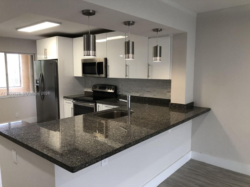 Photo of 161 Lakeview Dr #204, Weston, FL 33326 (MLS # A11959628)