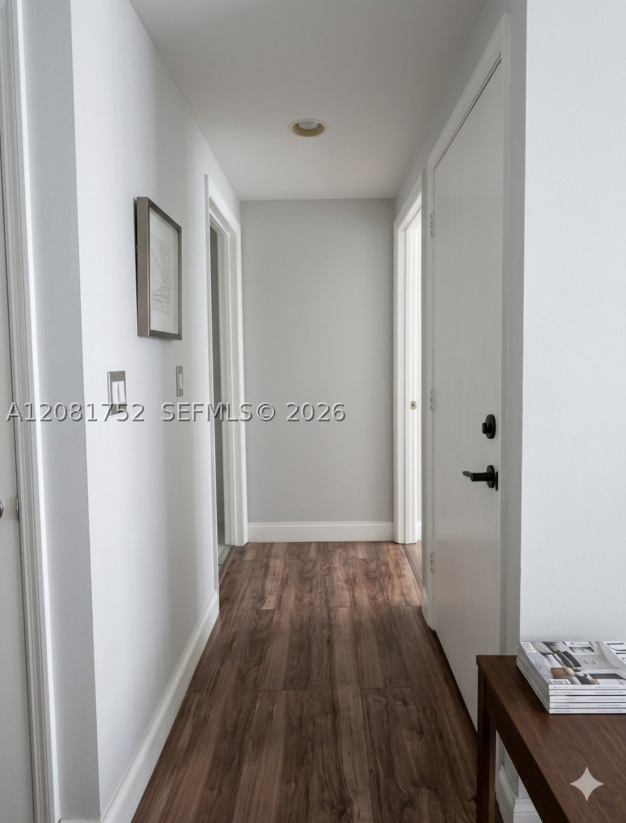 500 Brickell Ave 1806