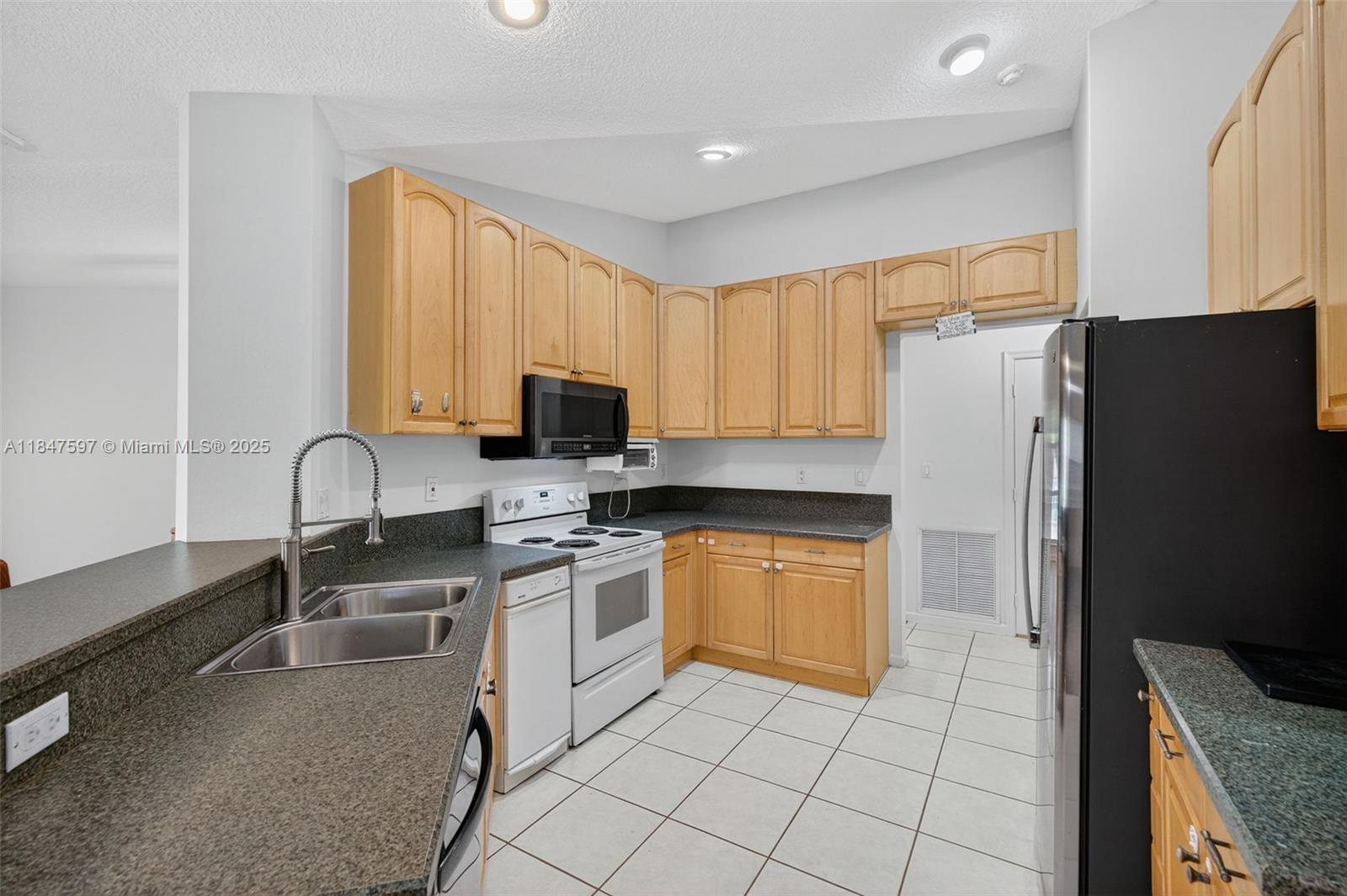 Orangewood Estates - Residential