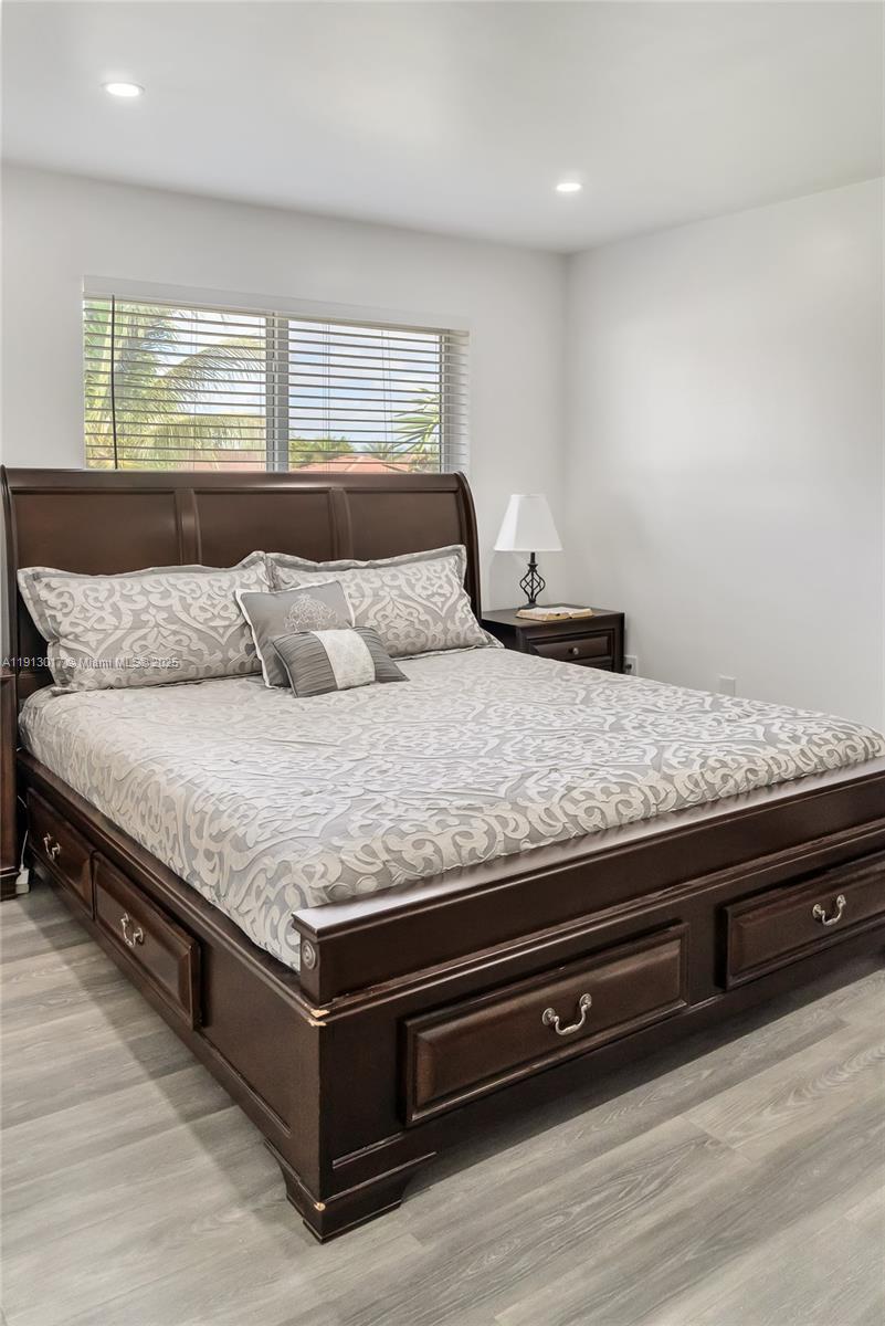 MAJESTIC ESTATES 2ND ADDN - Residential