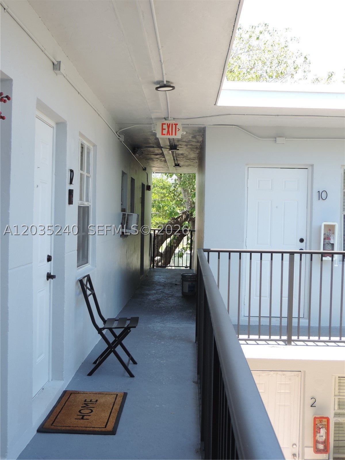 3615 Thomas Ave 11