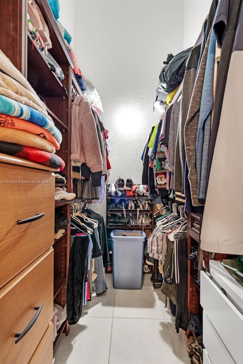 EVERGLADES SUGAR & LAND C - Residential