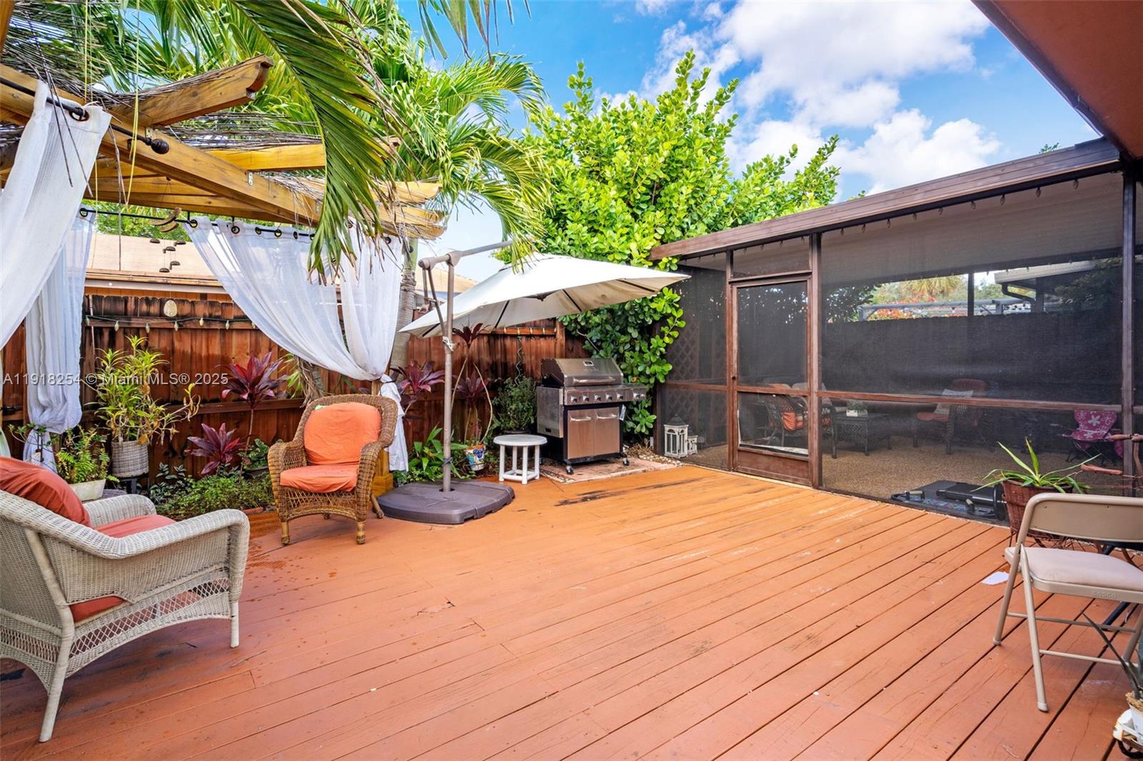 EVERGLADES SUGAR & LAND C - Residential