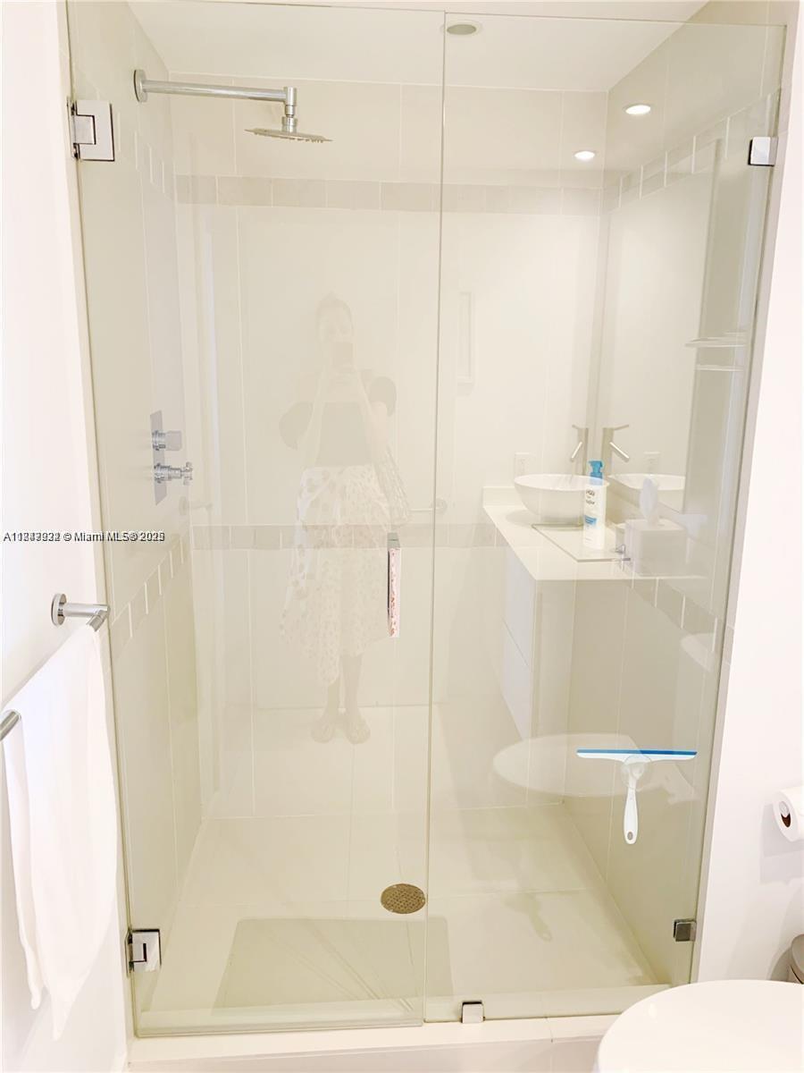 BLUE DIAMOND CONDO - Residential Lease