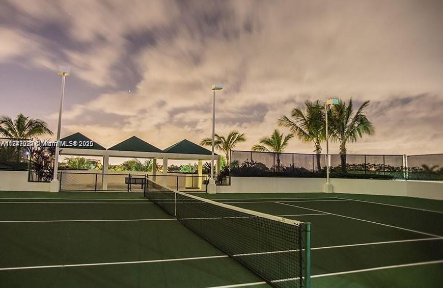 BLUE DIAMOND CONDO - Residential Lease