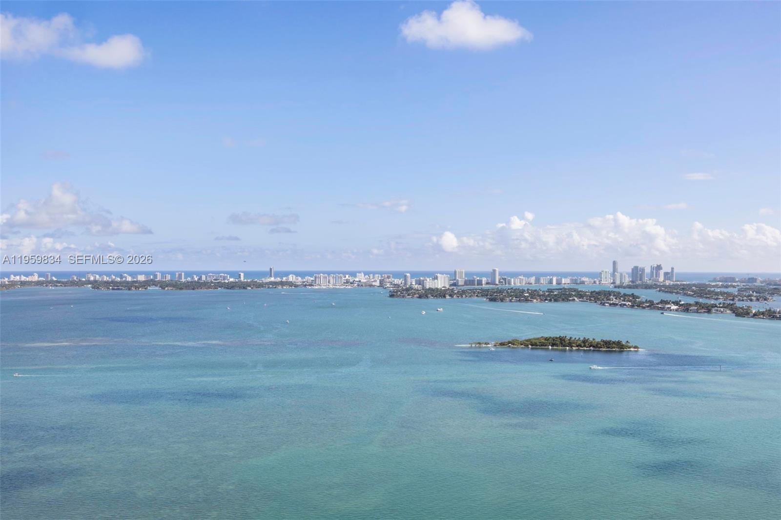 ICON BAY CONDO - Residential