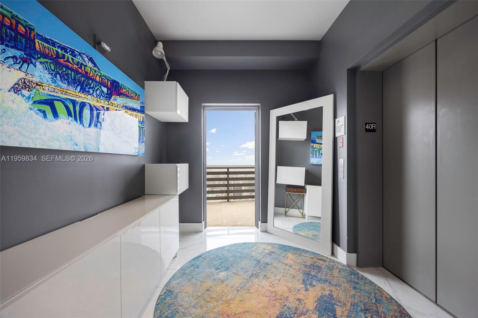 ICON BAY CONDO - Residential