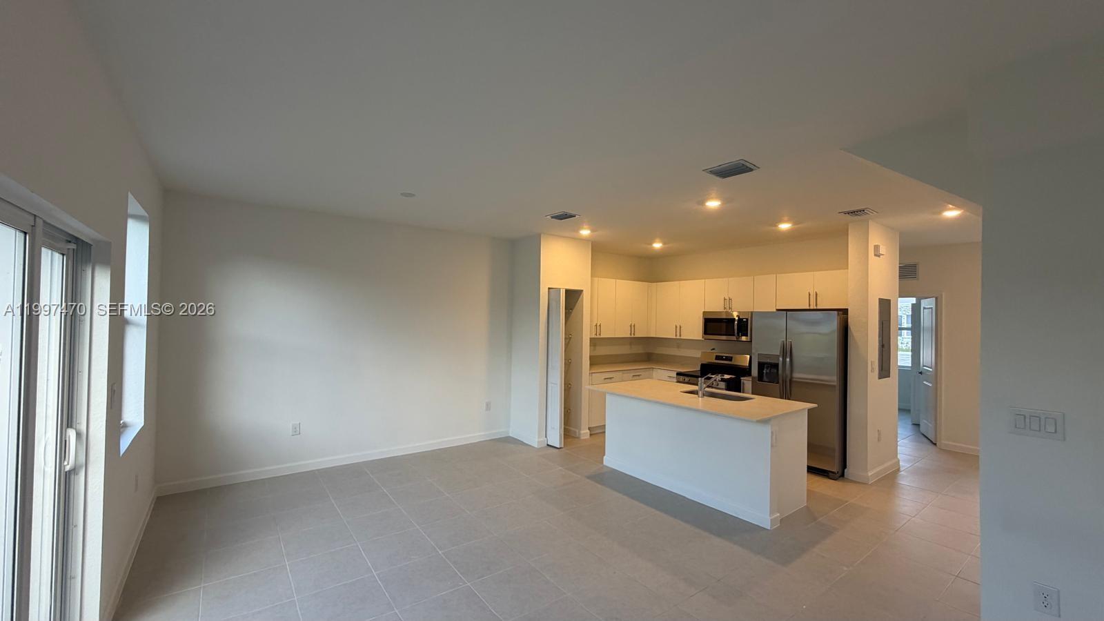 Le Jardine - Residential Lease