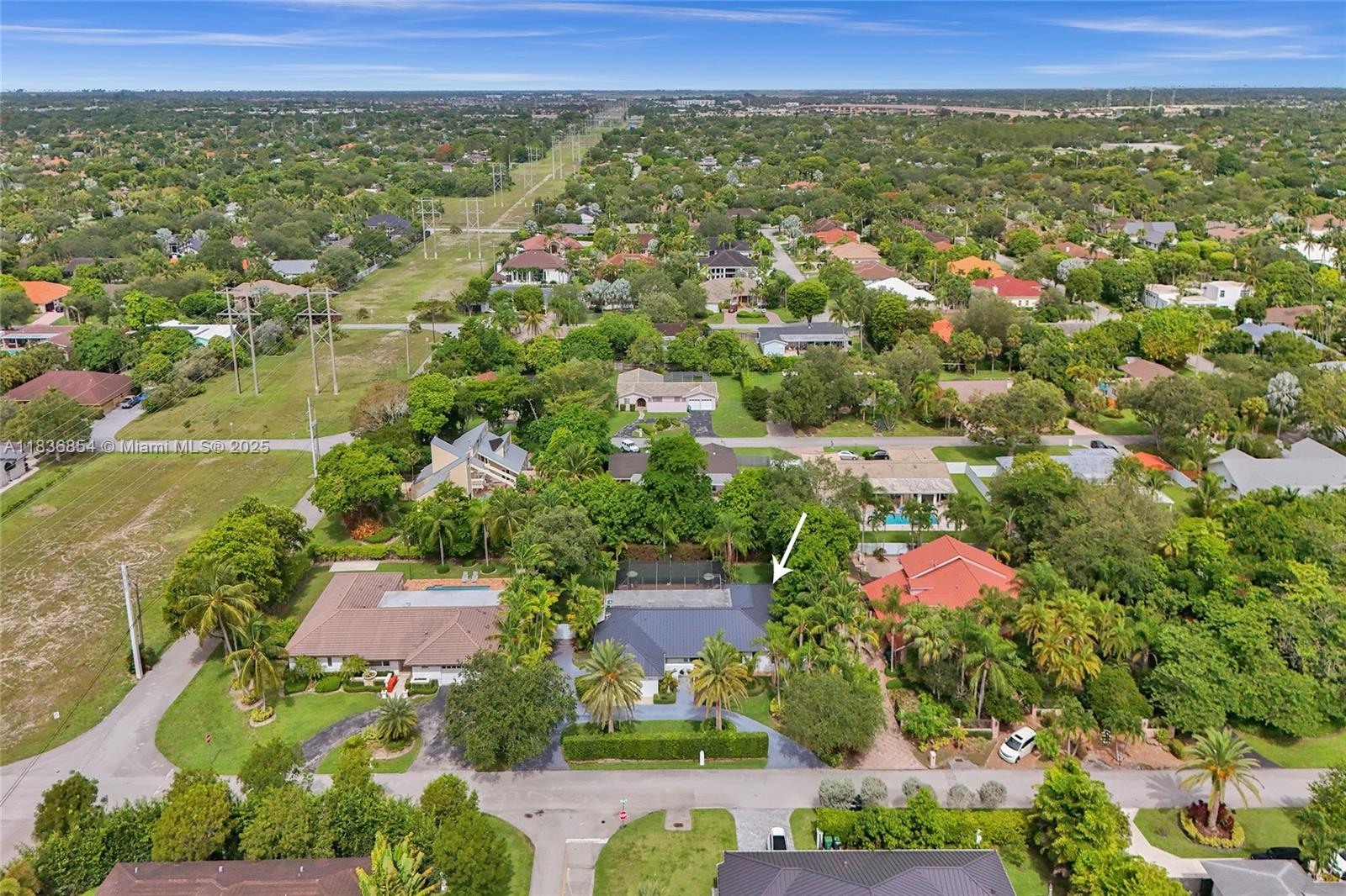 13110 SW 104th Ave, Miami, FL, 33176/$1,400,000 4 13110 SW 104th Ave