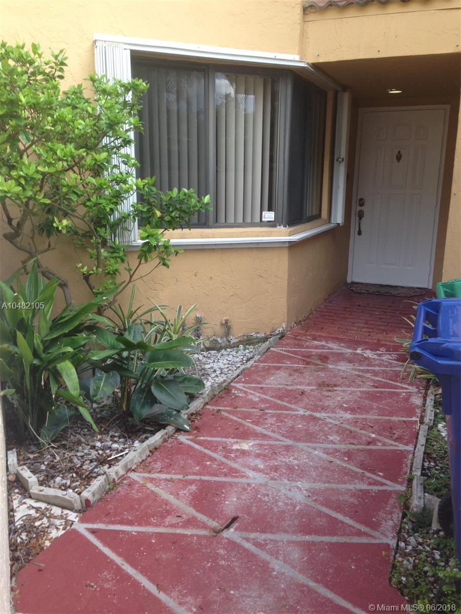 ESPRIT CONDO - Residential Lease