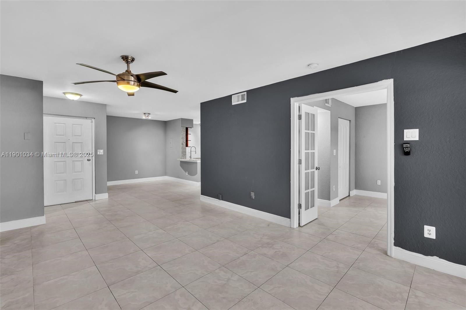 LAKEVIEW CLUB CONDO - Residential Lease