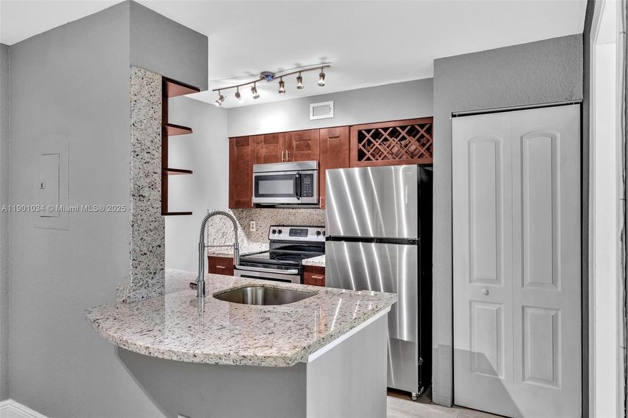 24-Hour Association Approvals! Move in immediately! 
Renovated 1/1 second floor, in-unit washer/dryer, walk-in closet, and tile floors (no carpet).
Community amenities include 3 pools, 2 Jacuzzis, pool table room, fitness center, EV charging, car wash, tennis courts, picnic/BBQ areas, and scenic walking paths. 
Relax in a well-built, quiet community featuring new sidewalks, fresh exterior paint, and abundant parking.
Prime location just off I-95 between Commercial and Oakland Park Blvd., minutes to downtown Fort Lauderdale, Wilton Manors, and the beach. 
Water, sewer, and trash included. 
Pets welcome with no pet deposit.