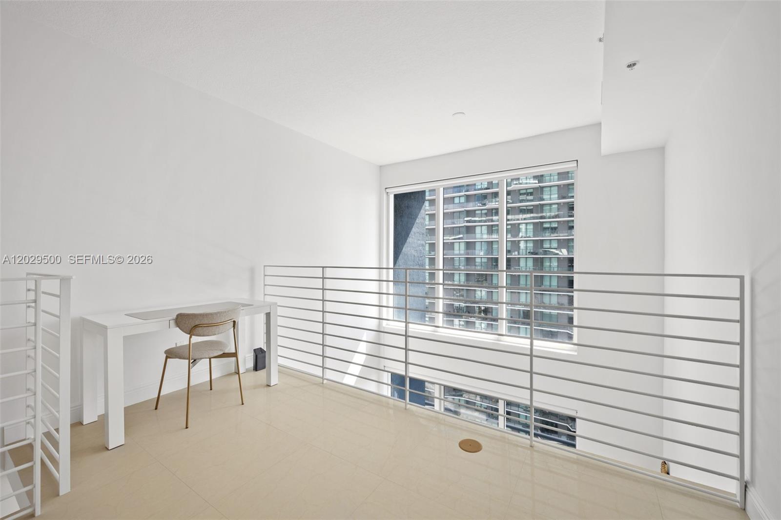 INFINITY AT BRICKELL COND - Residential
