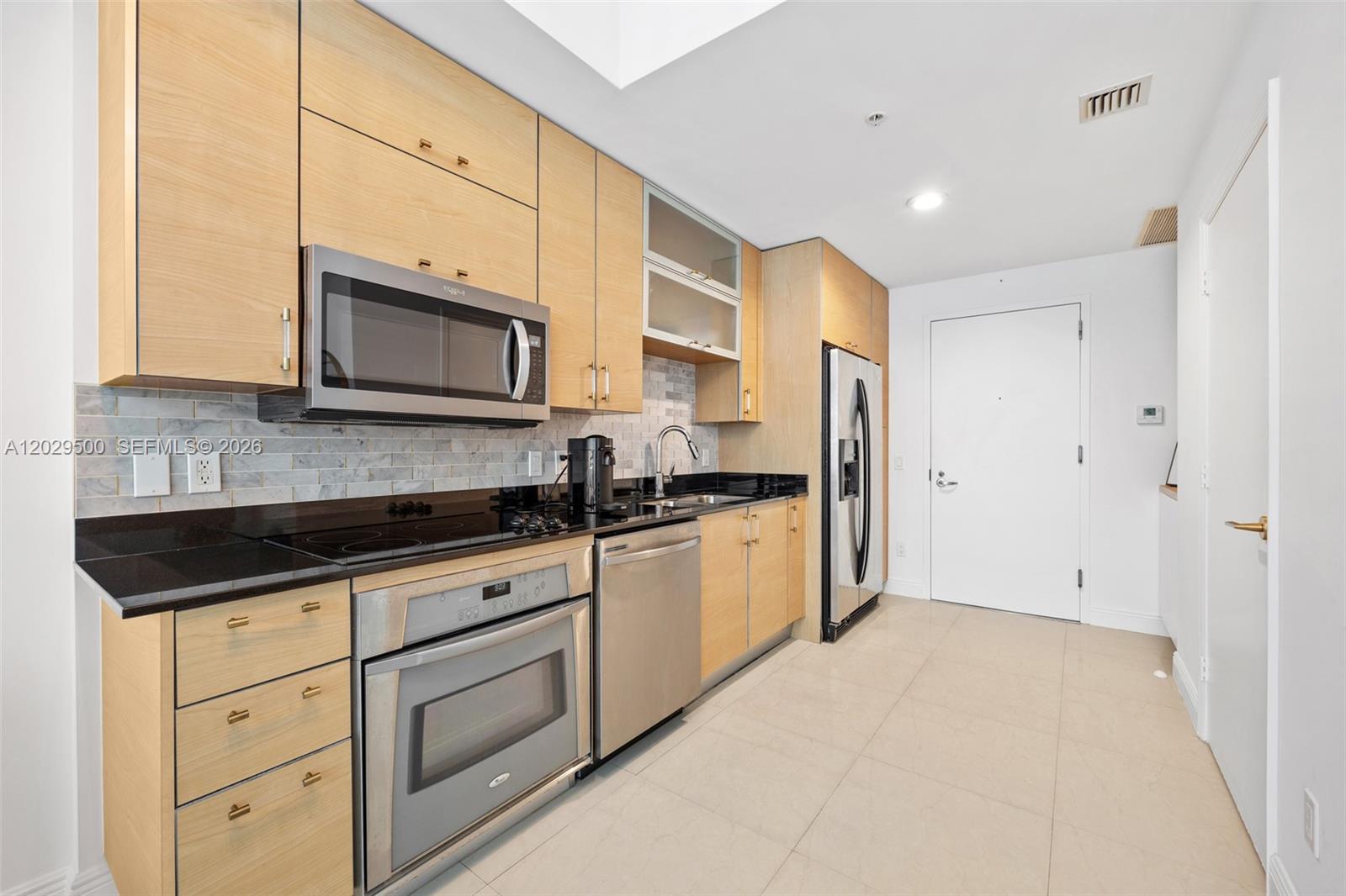 INFINITY AT BRICKELL COND - Residential