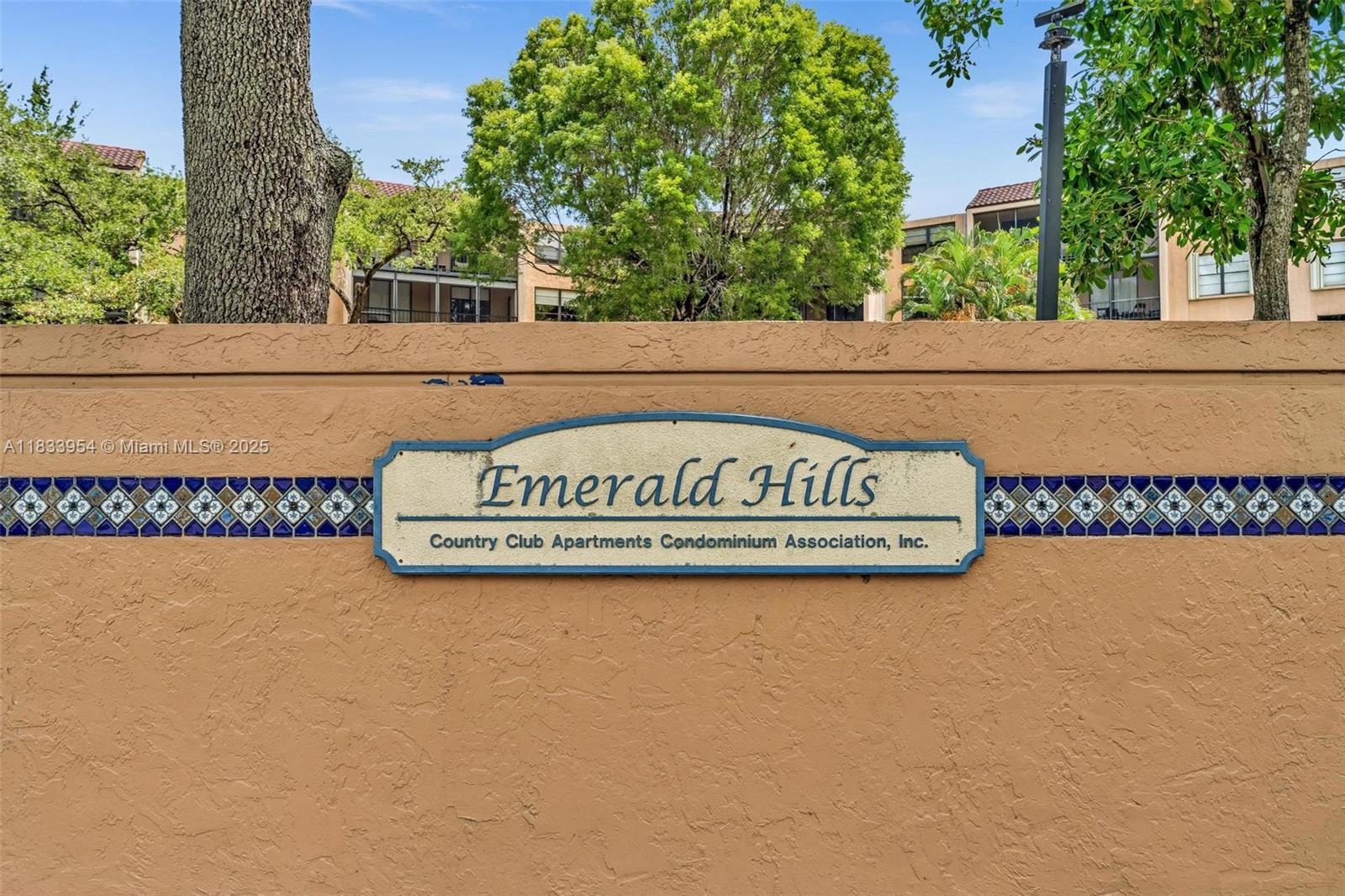 Fairways Of Emerald hills - Residential