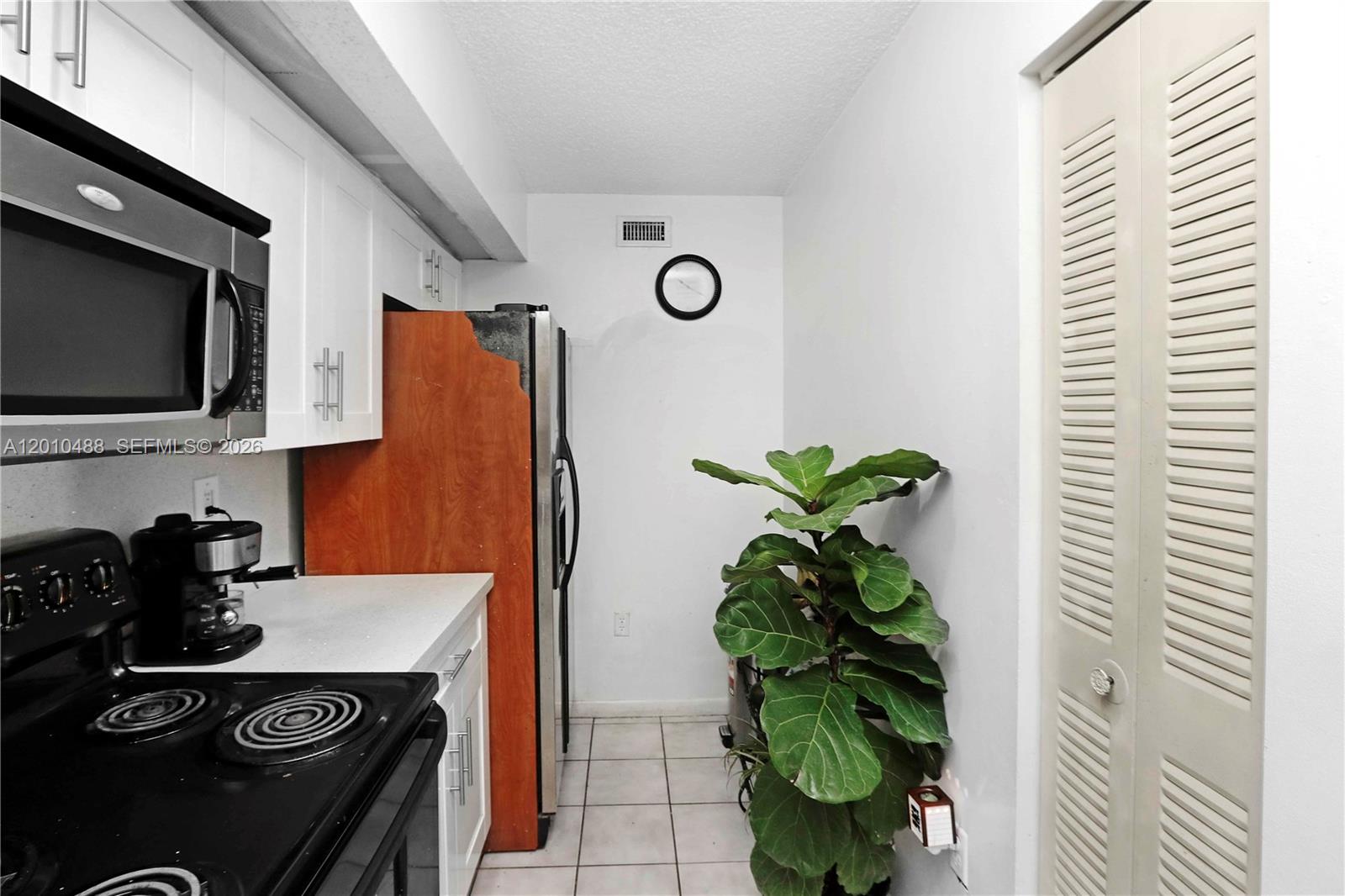 LE CLUB AT OLD CUTLER CON - Residential