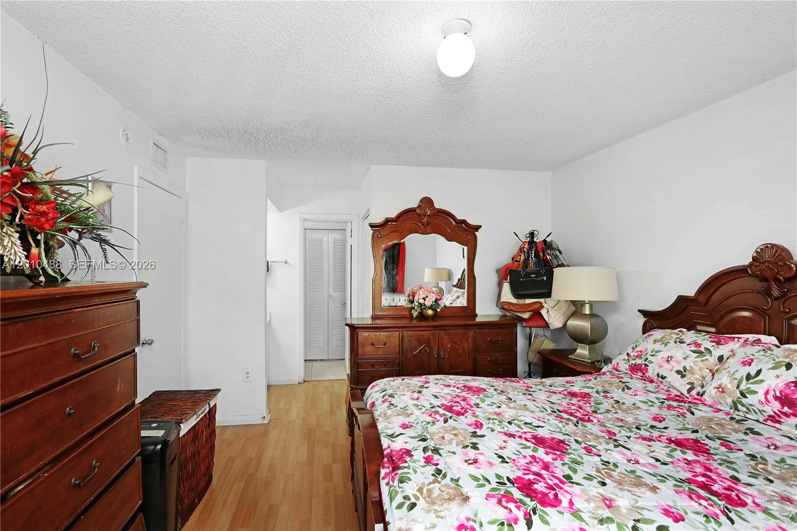 LE CLUB AT OLD CUTLER CON - Residential