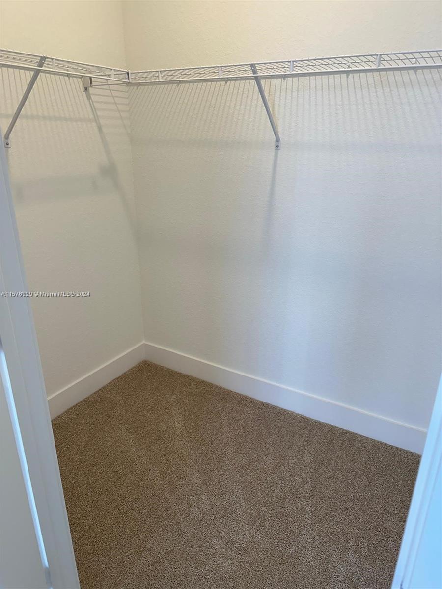 MERRICK SQUARE - Residential Lease