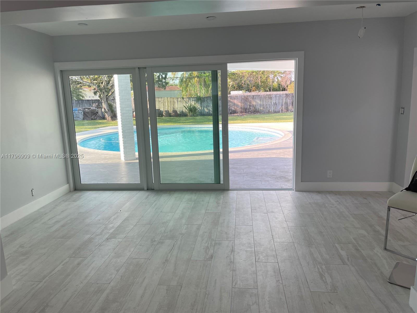 10945 SW 172nd Ter 0