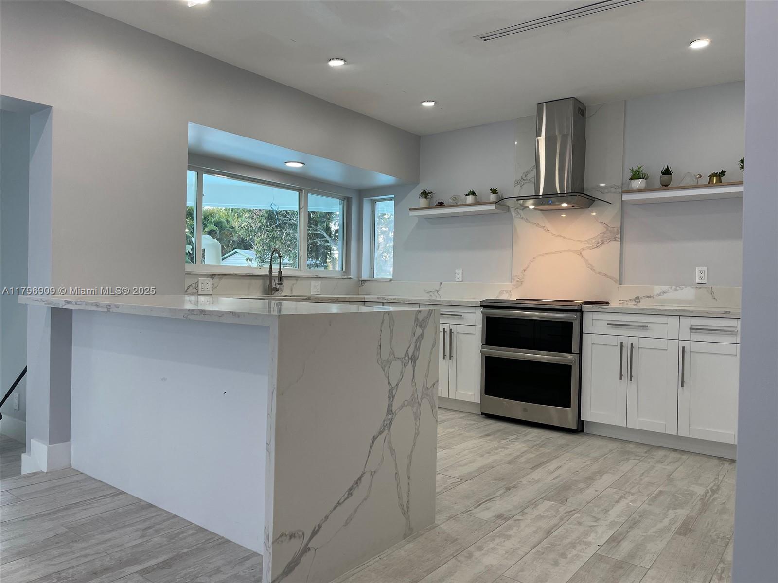 10945 SW 172nd Ter 0