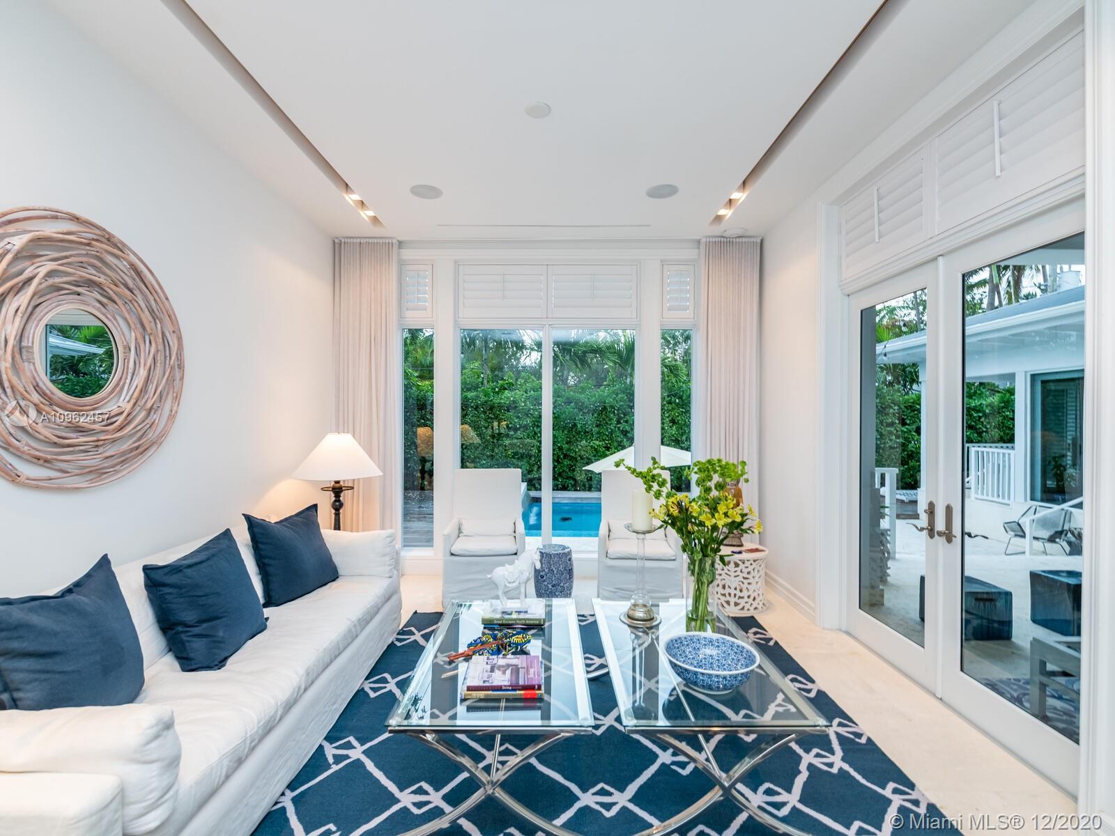 TROPICAL ISLE HOMES SUB 4 - Residential