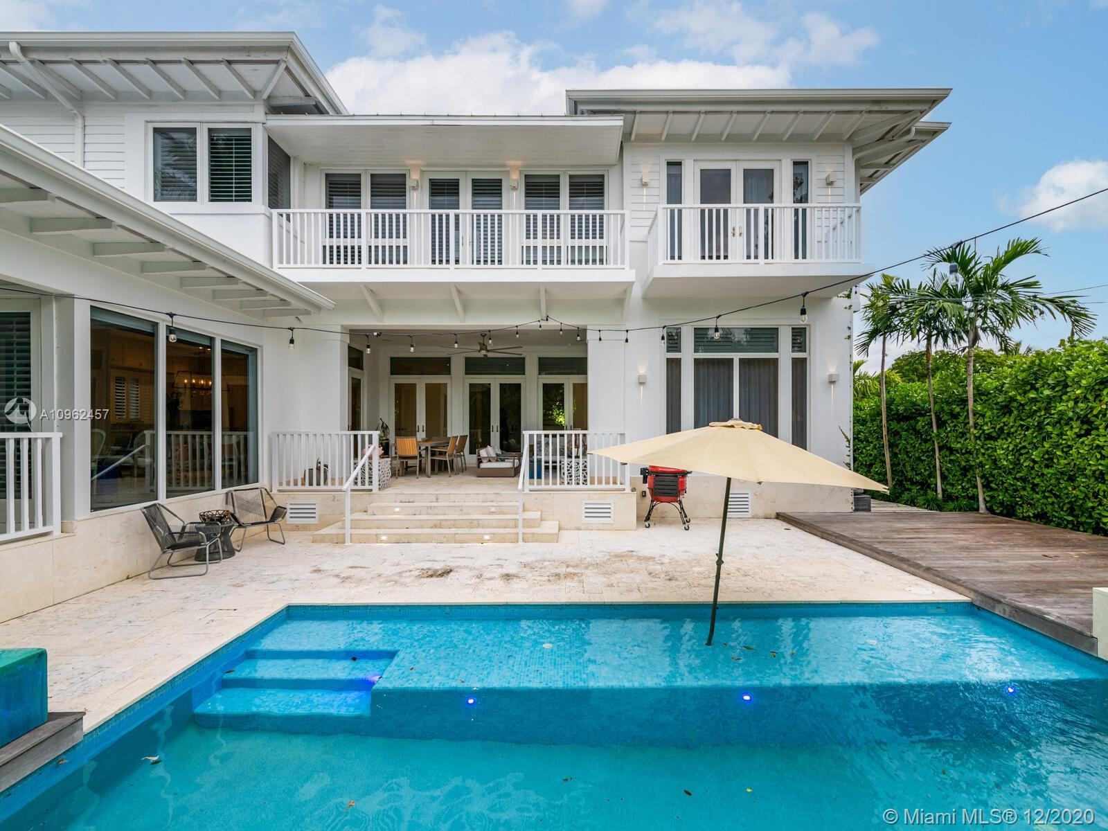 TROPICAL ISLE HOMES SUB 4 - Residential