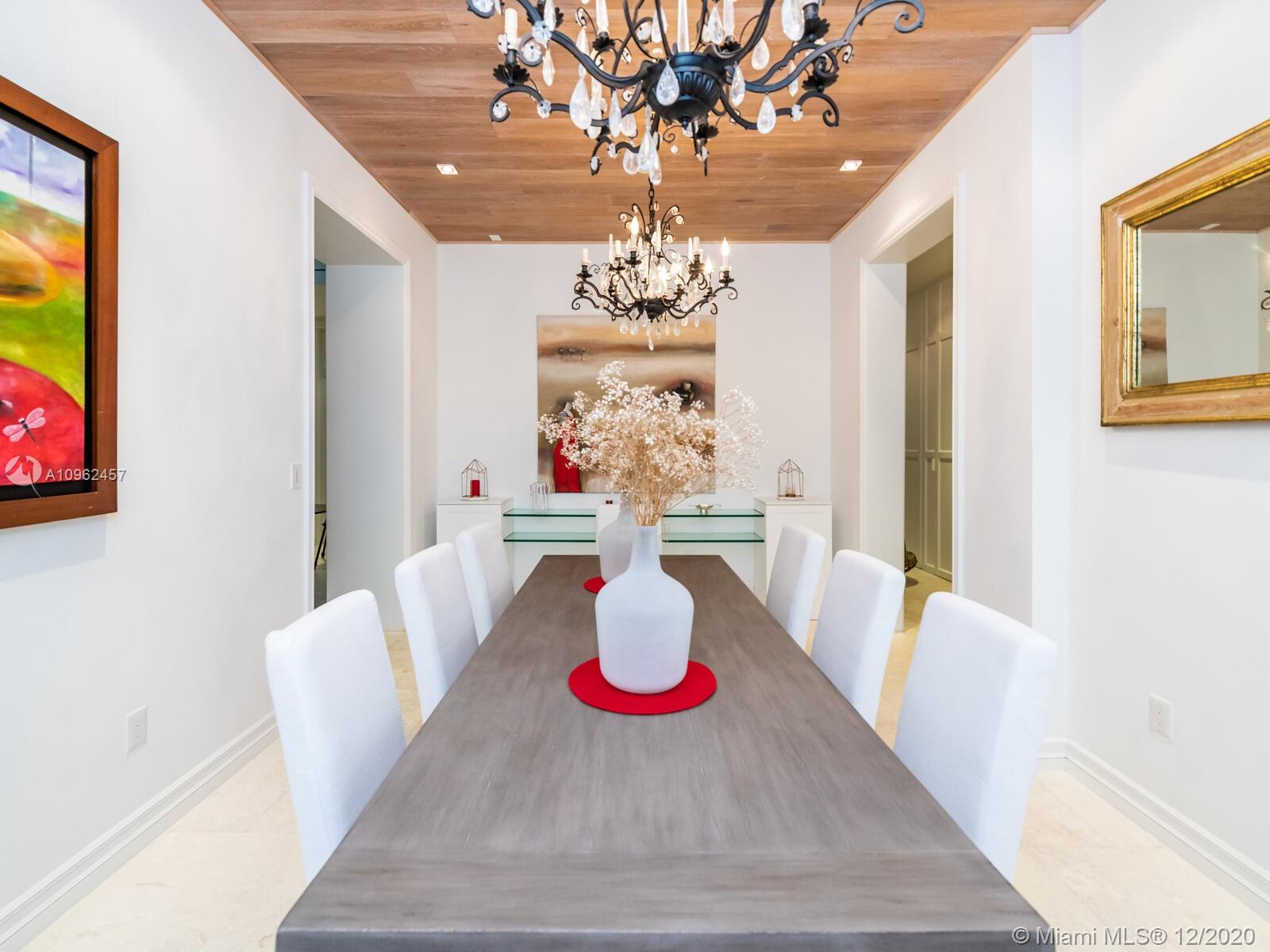 TROPICAL ISLE HOMES SUB 4 - Residential