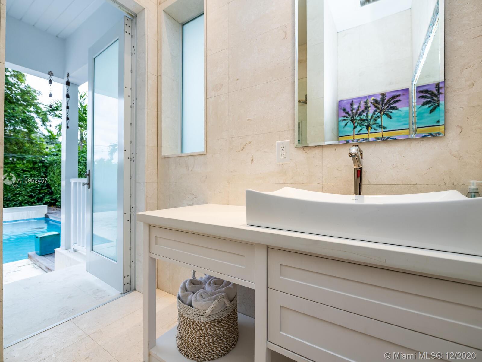 TROPICAL ISLE HOMES SUB 4 - Residential