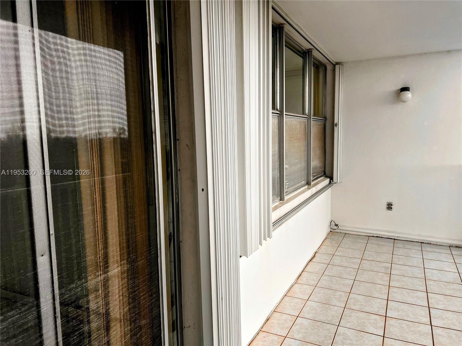 WILSHIRE CONDO - Residential