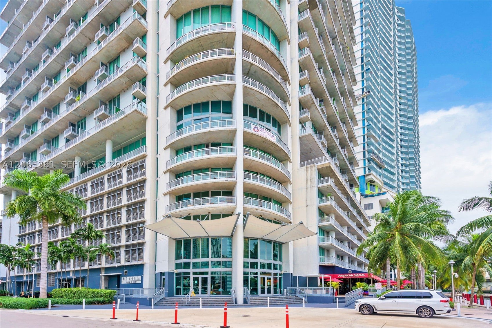 690 SW 1st Ct 2507