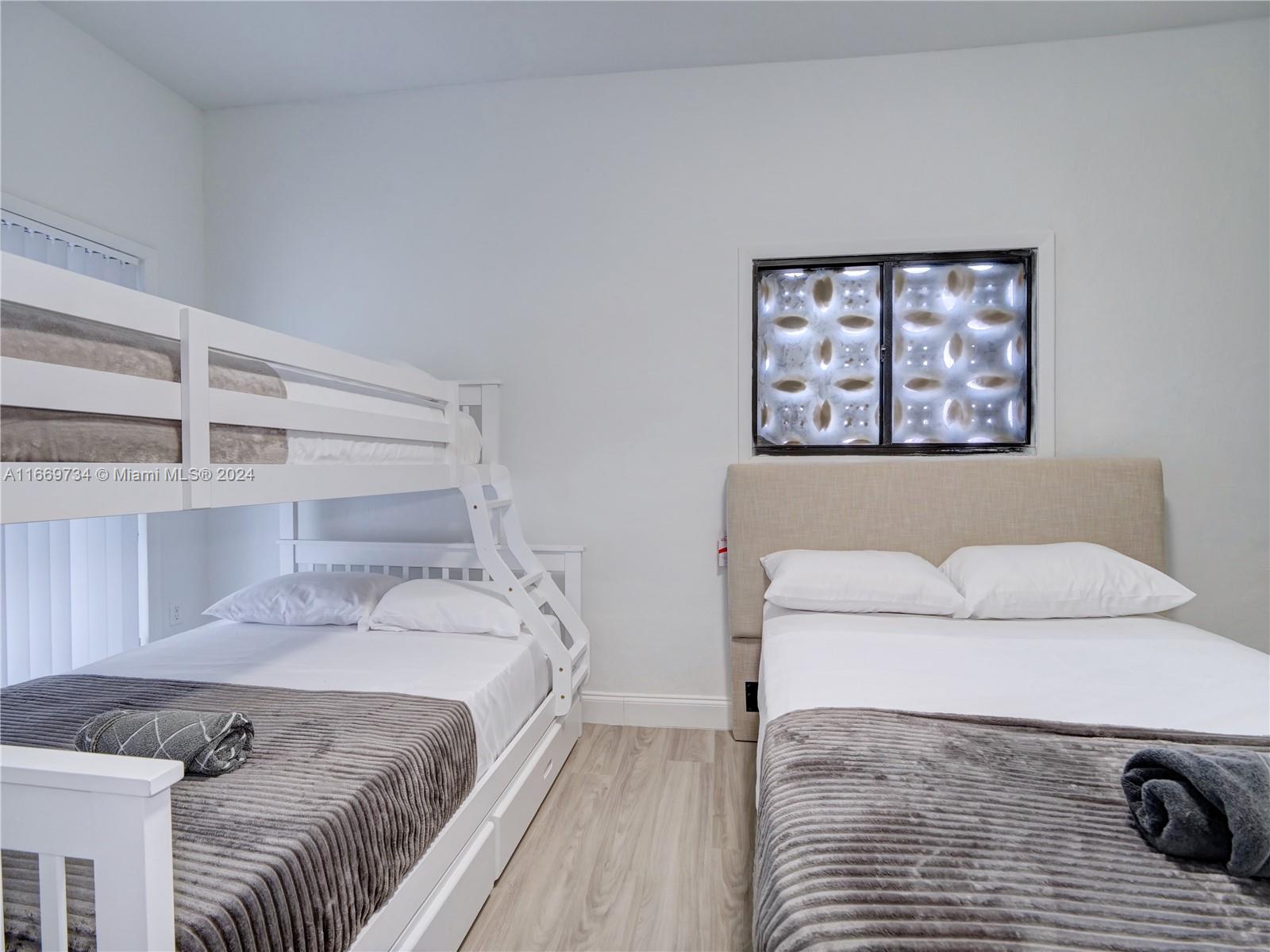 BAY VISTA PARK AMD PL - Residential