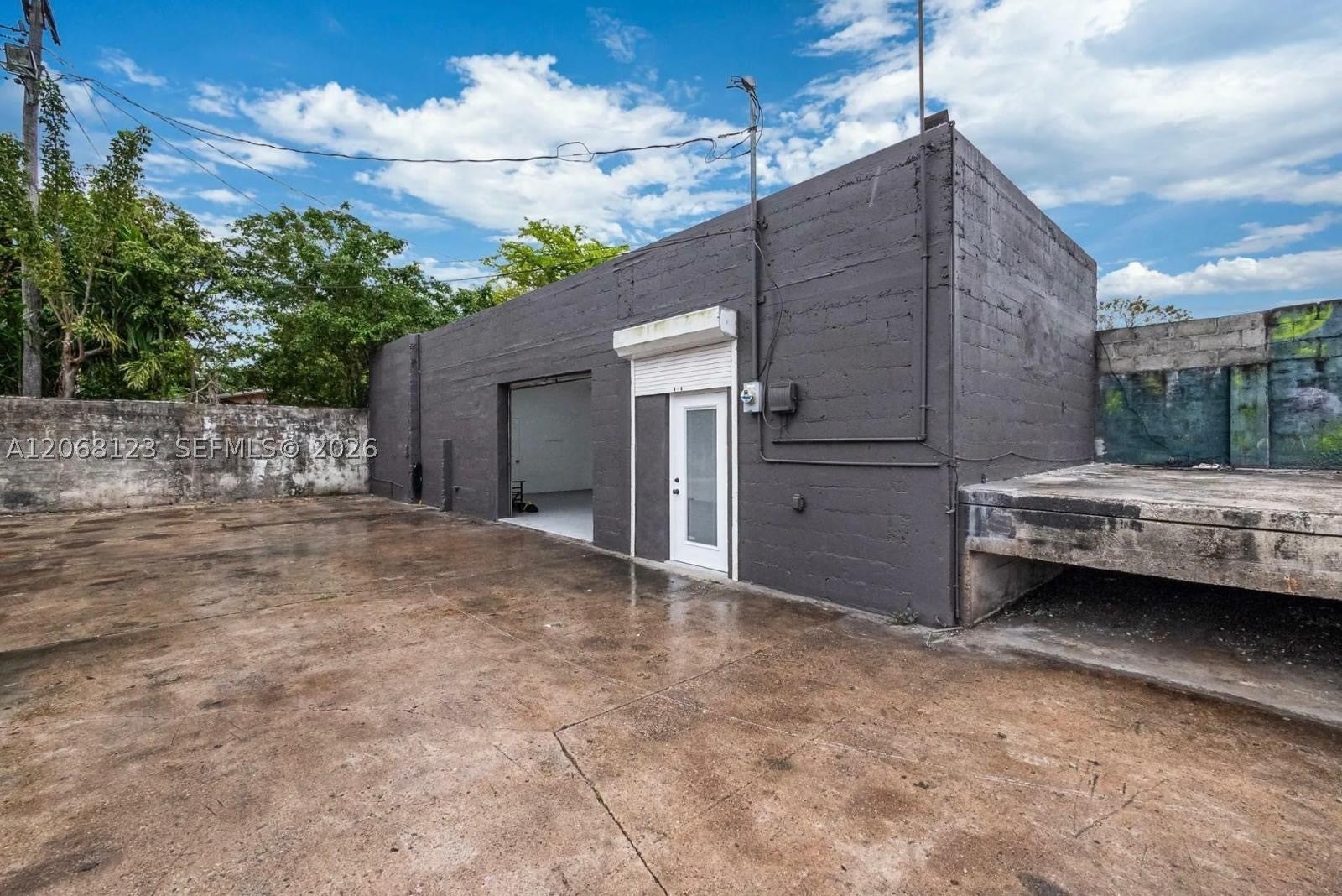4601 NW 17th Ave