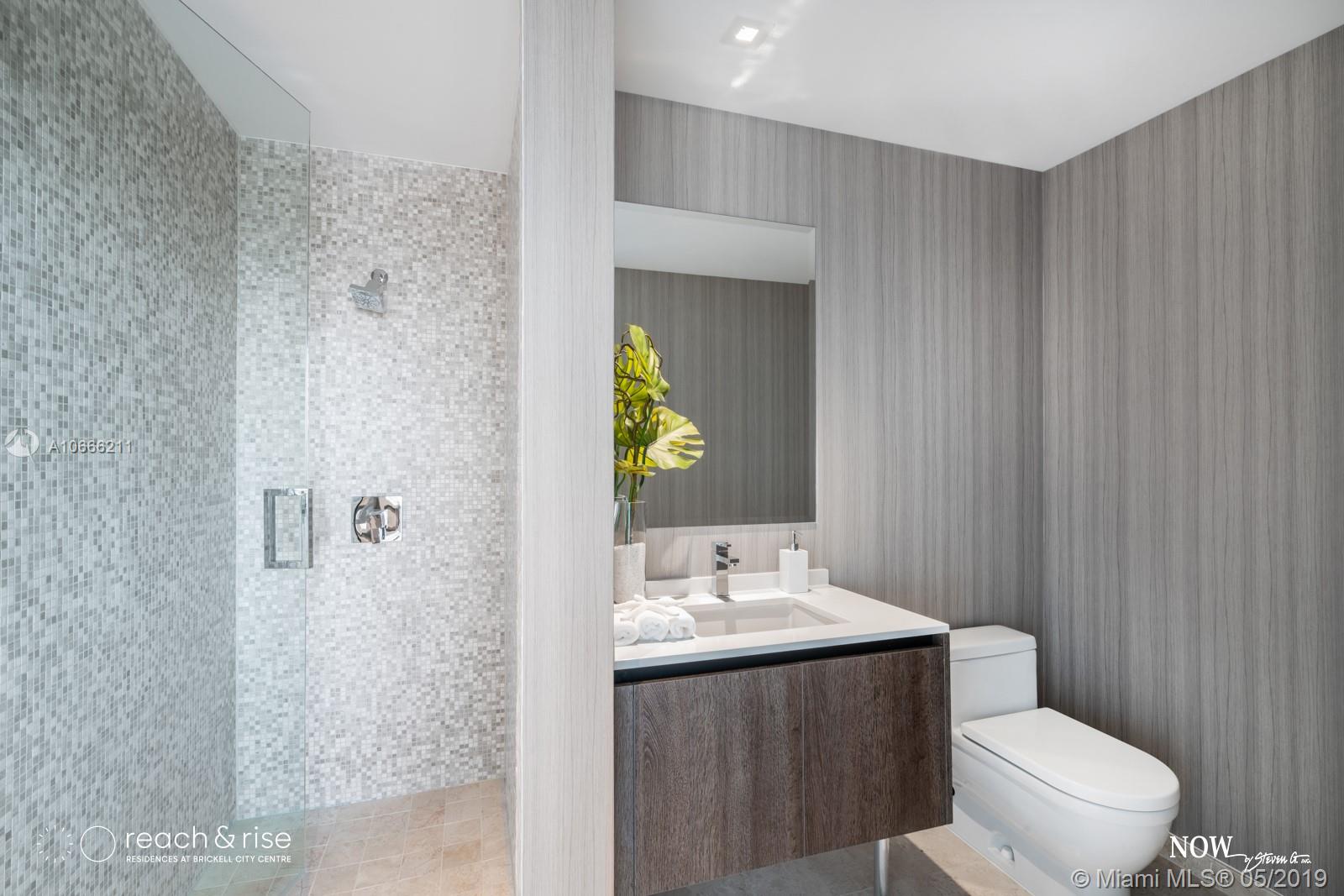 RISE CONDO - Residential